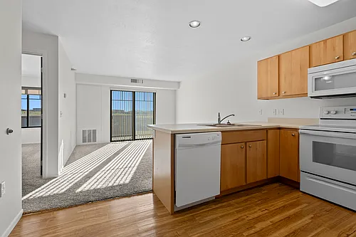 Highlands Ridge Apartments Photo 1