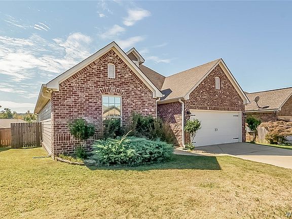 2nd image of 411 Prairie Field Dr