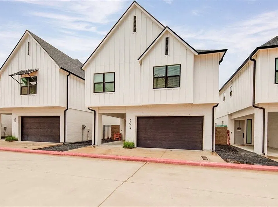 293 Estates Cir
