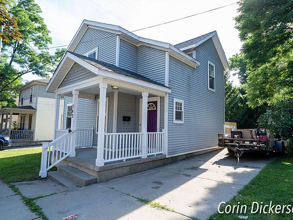 2nd image of 743 Dolbee Ave SE