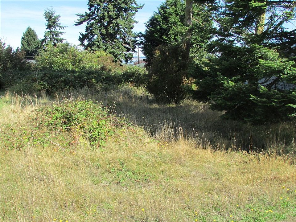 2nd image of 894 55th St