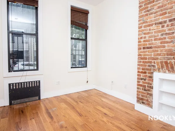 226 Suydam Street image 9 of 14