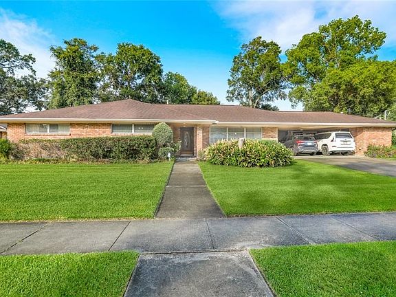 5th image of 68 Willow Dr