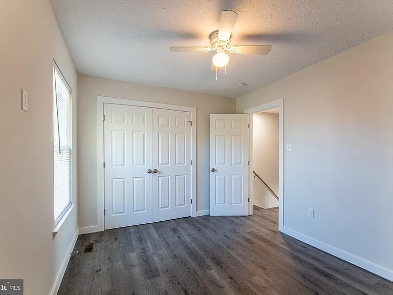 525 Gray Ave #2 — Photo 19