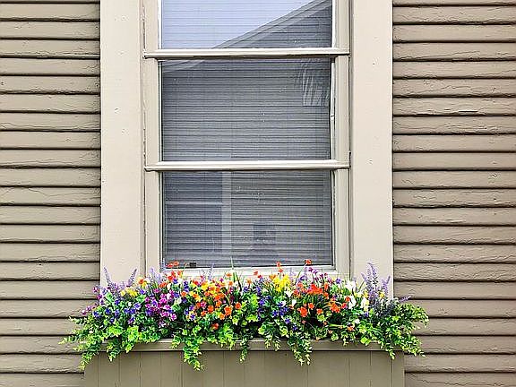 4th image of 217 Ocean Breeze St