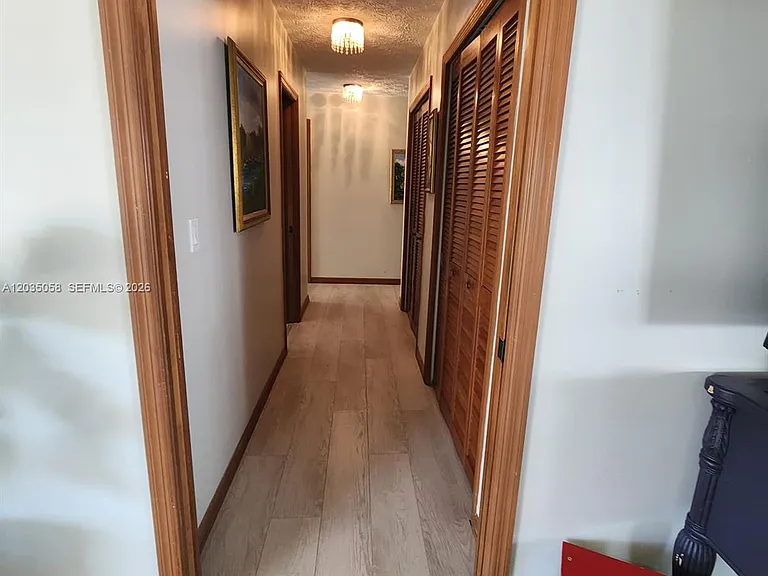 6101 Palmetto Dr — Photo 42