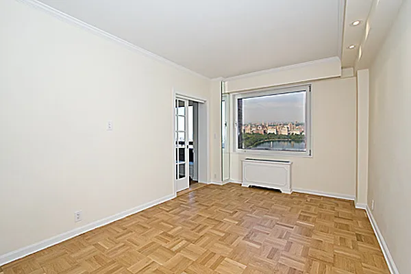 Rented by Adriana Arciello, LREB | media 14