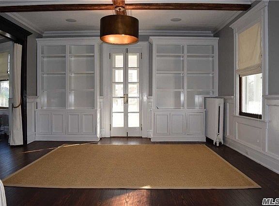 Formal LR w/Custom Cabinetry