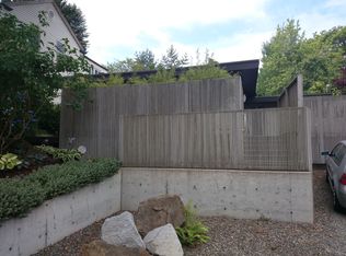 1717 34th Ave, Seattle, WA 98122