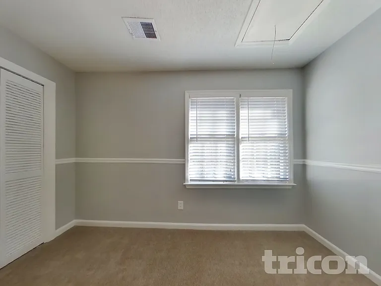 4981 Brownwood Dr — Photo 12