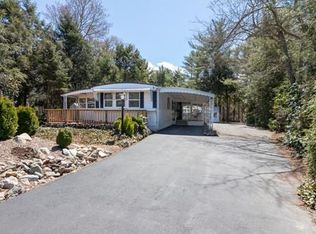 31-6 S Meadow Vlg, Carver, MA 02330