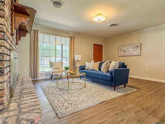 4th image of 12156 Armstrong Dr