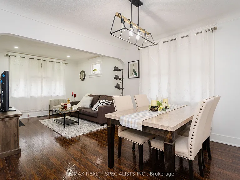 4397 Homewood Ave — Photo 8