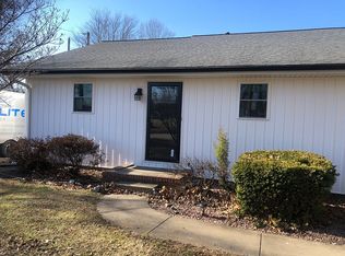 811 Old Plank Rd, Chandler, IN 47610