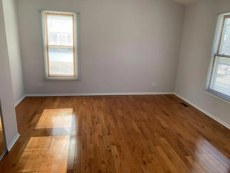 49 N Royal Oak Dr — Photo 13