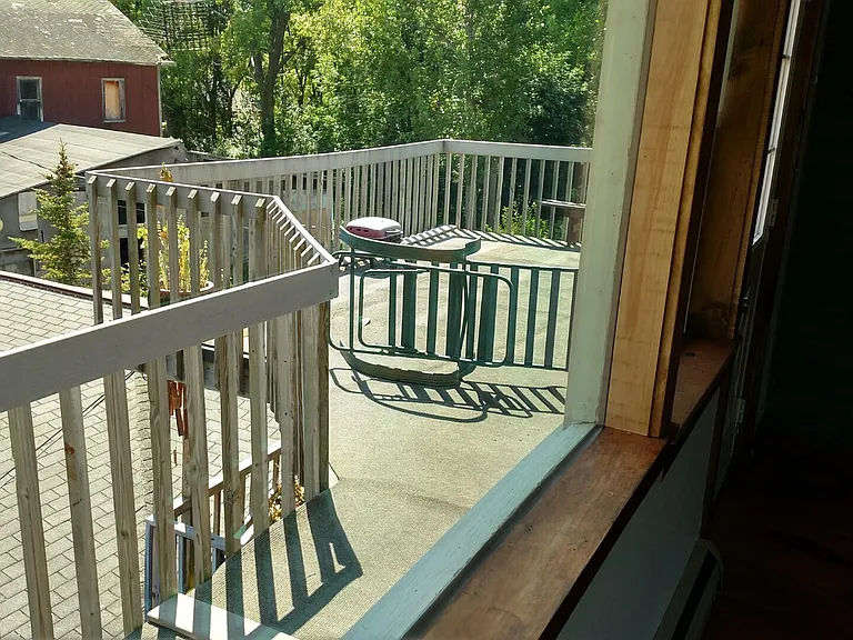 105 Auburn Rd #6 — Photo 40