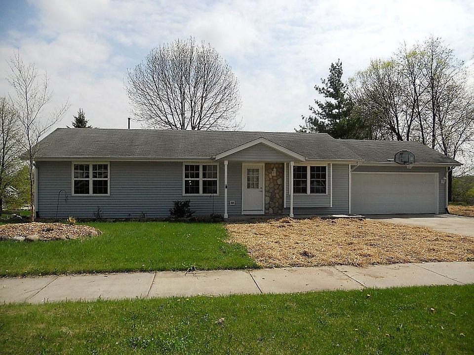 1st image of 3611 Winter Dr