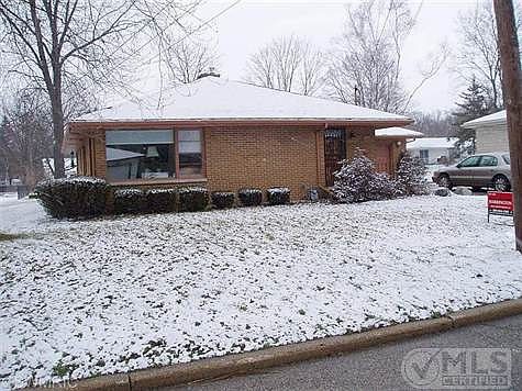 2nd image of 281 Cornell Dr