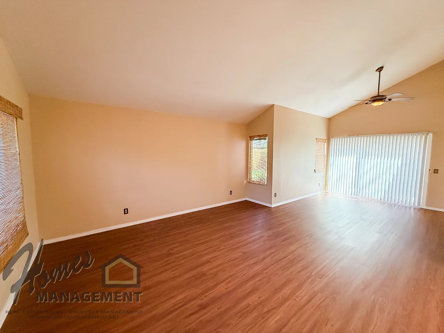 Homes Management - Escondido Home — Photo 4