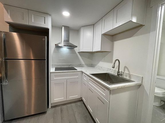 3rd image of 206 N 210 W #1