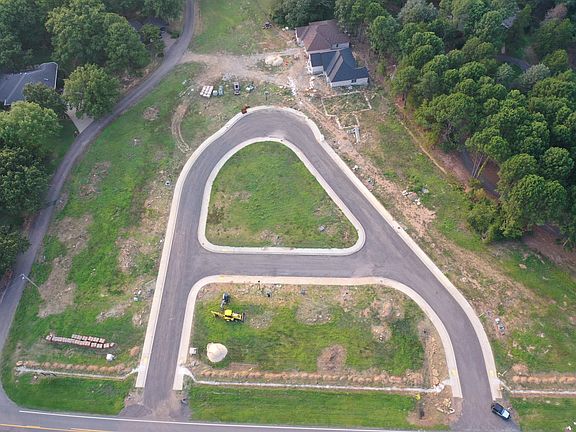3rd image of 1 Hudson Harbor Cir