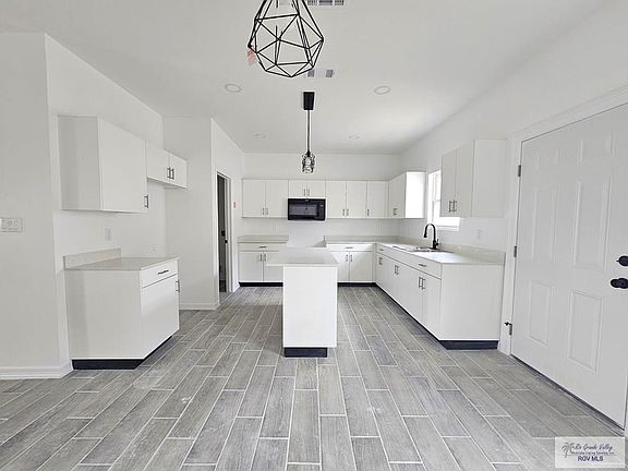 5th image of 1801 Atrium Place Dr #22
