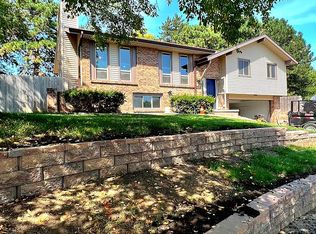 6111 S 52nd Street Ct, Lincoln, NE 68516