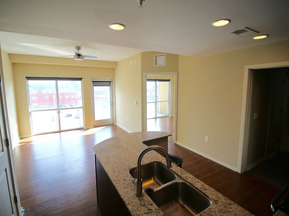 1st image of 500 Hull St #302