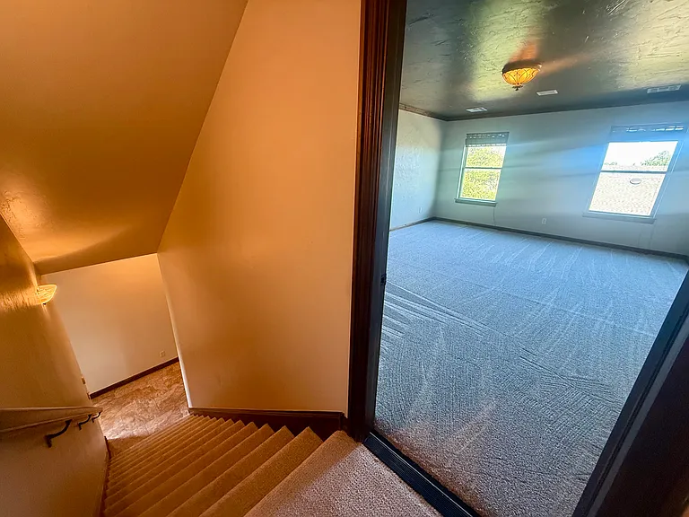 2114 Savona Ln — Photo 61