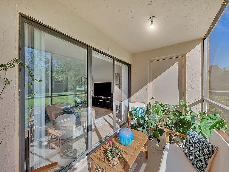 359 Lakeview Dr #102 — Photo 23