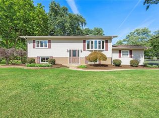 3790 S Cleveland Massillon Rd, Barberton, OH 44203