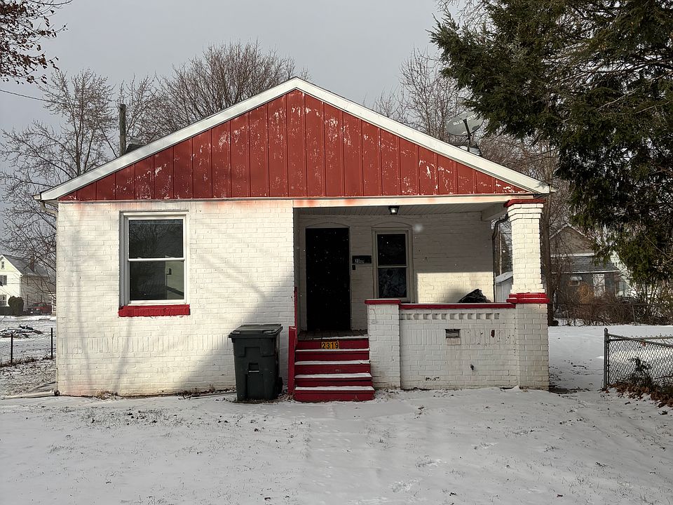1st image of 2319 16th St NE