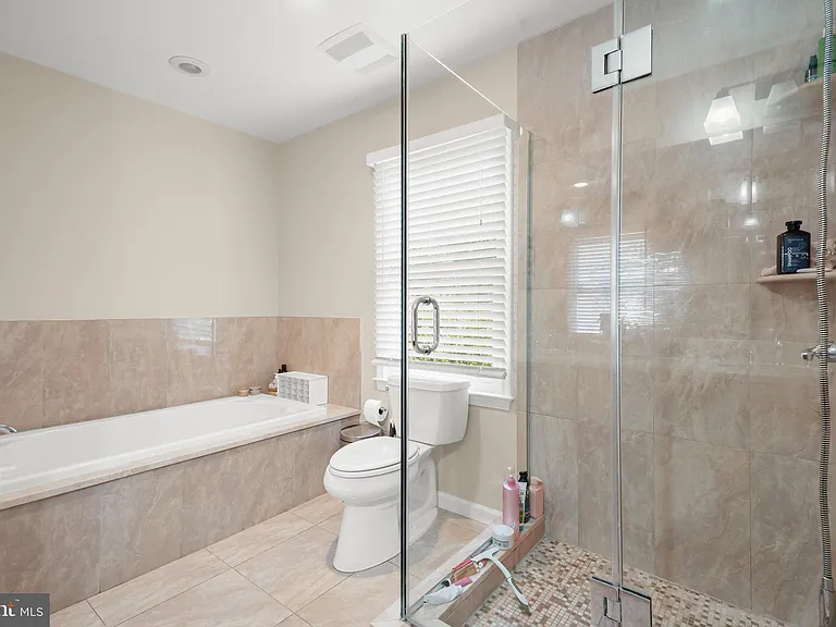 12121 Gatewater Dr — Photo 20