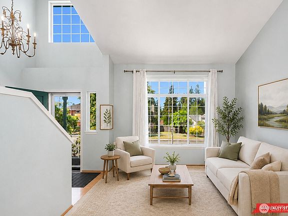 2nd image of 5010 Highland Drive SE
