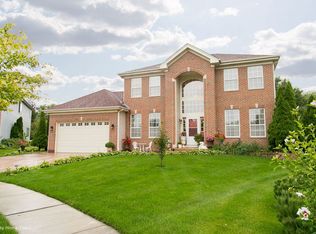 4602 Windstar Cir, Carpentersville, IL 60110