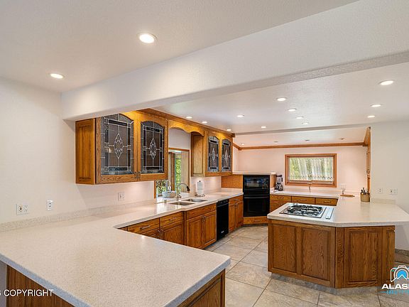 3rd image of 14901 Terrace Ln