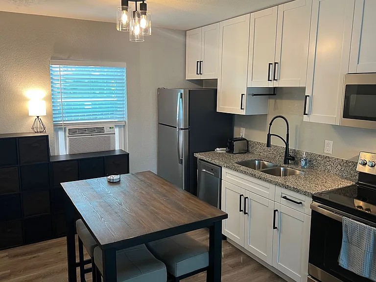 401 S Mars Ave #1 — Photo 11