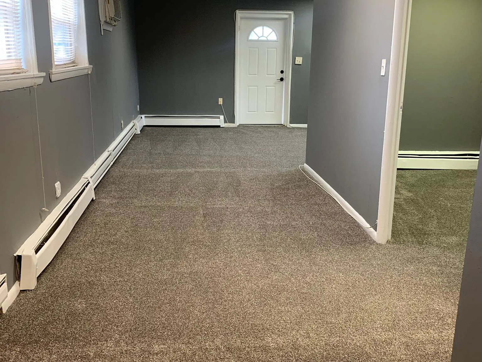 2 bed, 800 sqft, $1,375 — Photo 2