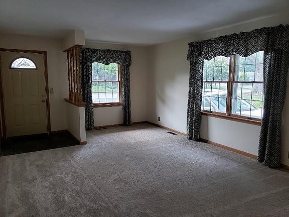 2nd image of 1621 Grant Blvd