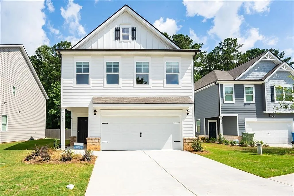 3 bed, 2.5 bath, 2020 sqft, $2,800 — Photo 1
