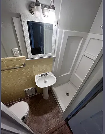 3 bed, 1200 sqft, $1,600 — Photo 3