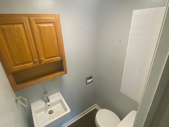 5th image of 5018 Mecca St