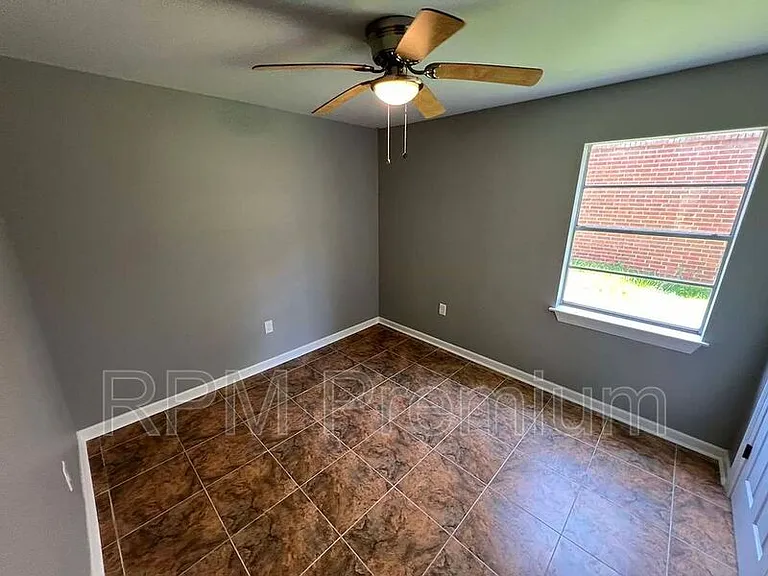 5057 Baker Blvd #A — Photo 12