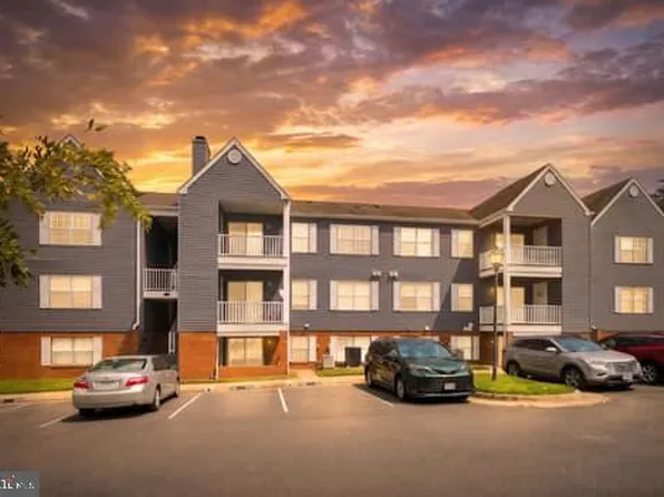 200 Dover Pl APT 102, Stafford, VA 22556