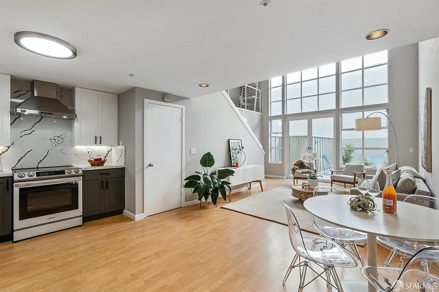 1 bed, 748 sqft, $4,500 — Photo 2