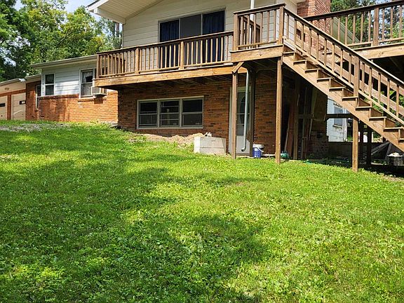 2nd image of 4662 N Lapeer Rd