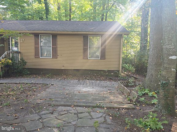5th image of 37 Windjammer Rd