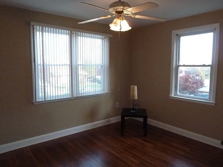 5816 Cedonia Ave — Photo 11