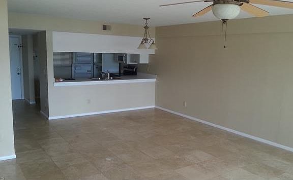 4th image of 16000 Bay Pointe Blvd #105