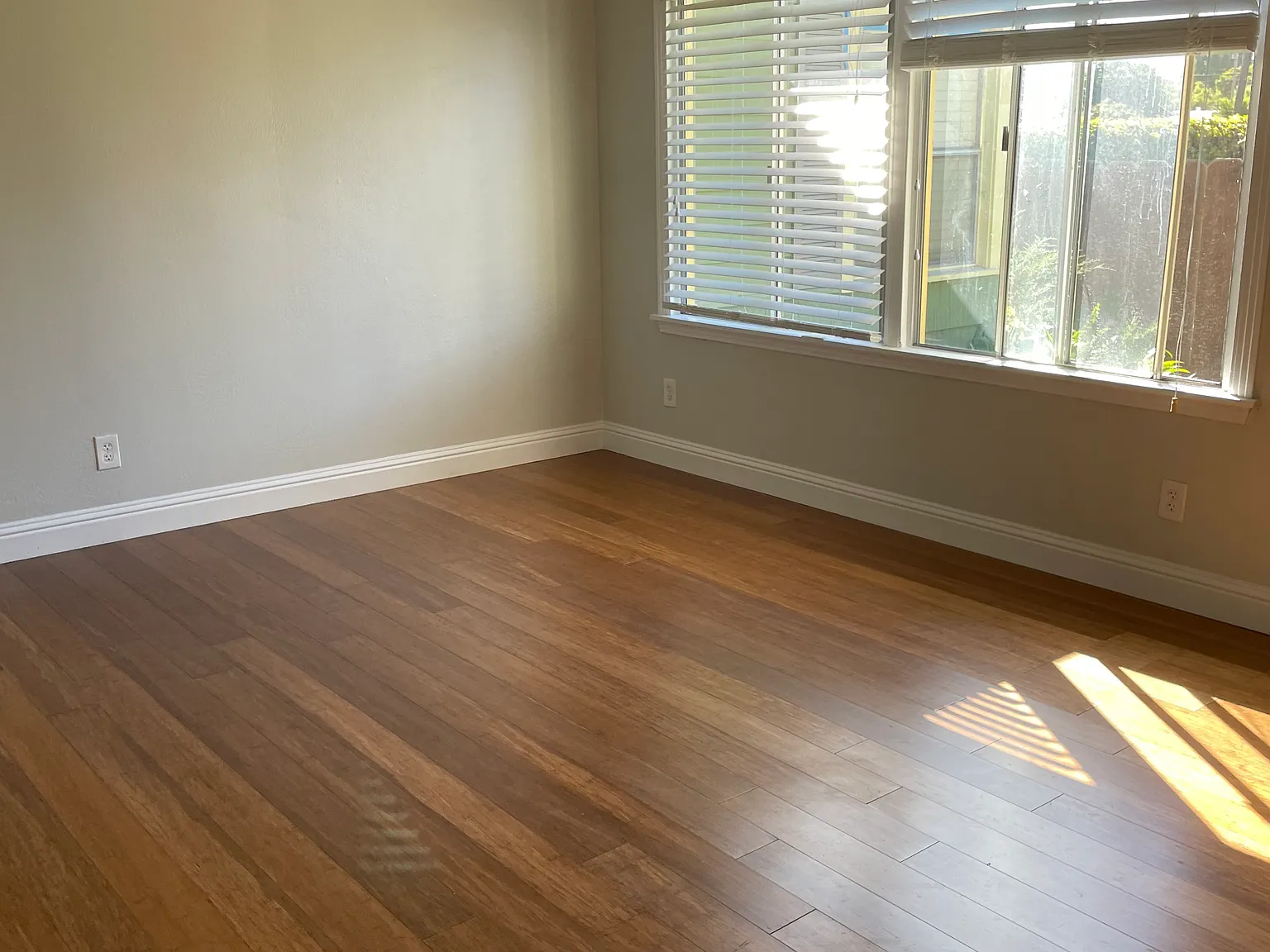 2 bed, 800 sqft, $2,900 — Photo 4